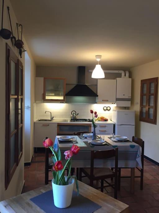 Quiet And Cozy Home With Wi-Fi Casa Prearino Vernazza Esterno foto
